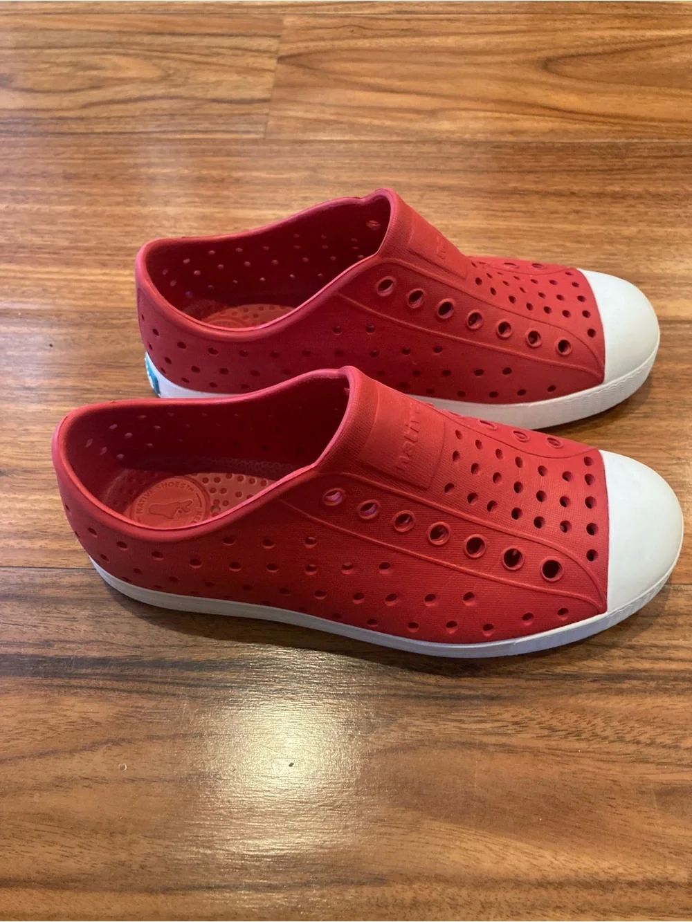 Native Kids Red Slip-On Water Shoes with White Toe Cap SZ J1